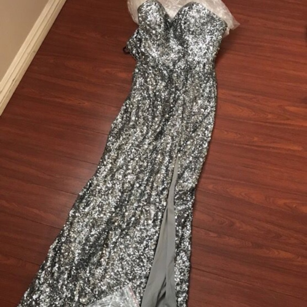 Prom Dress. I only used it once.